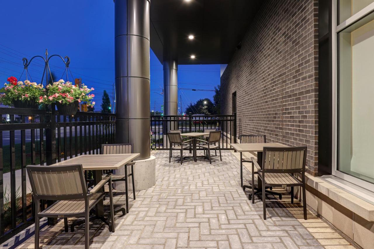 Hyatt Place Ottawa West Exterior photo